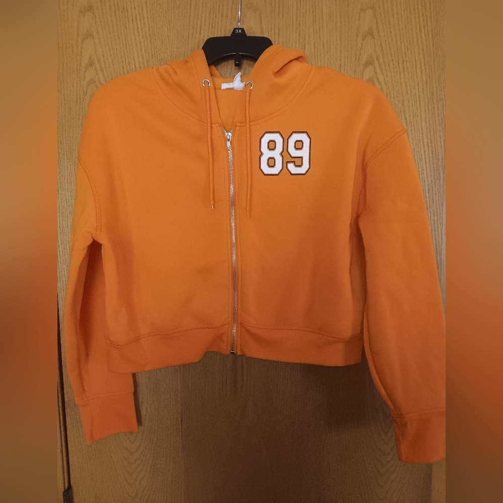 Women's size XL,  Birch and Stone hooded sweatshirt